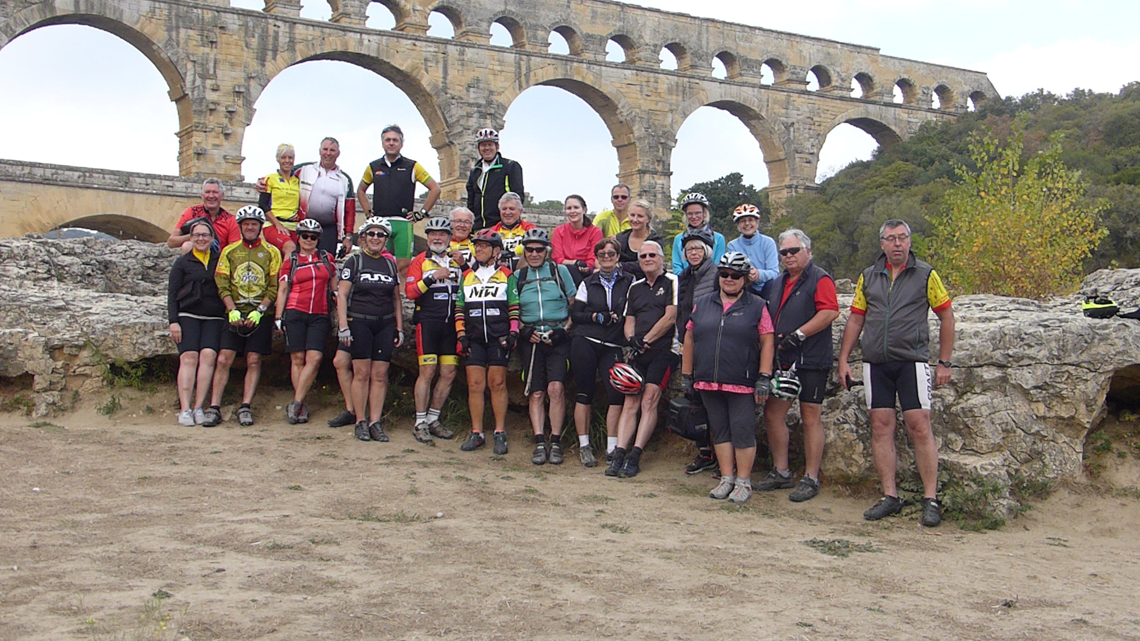 P1030460 Am Pont du Gard1